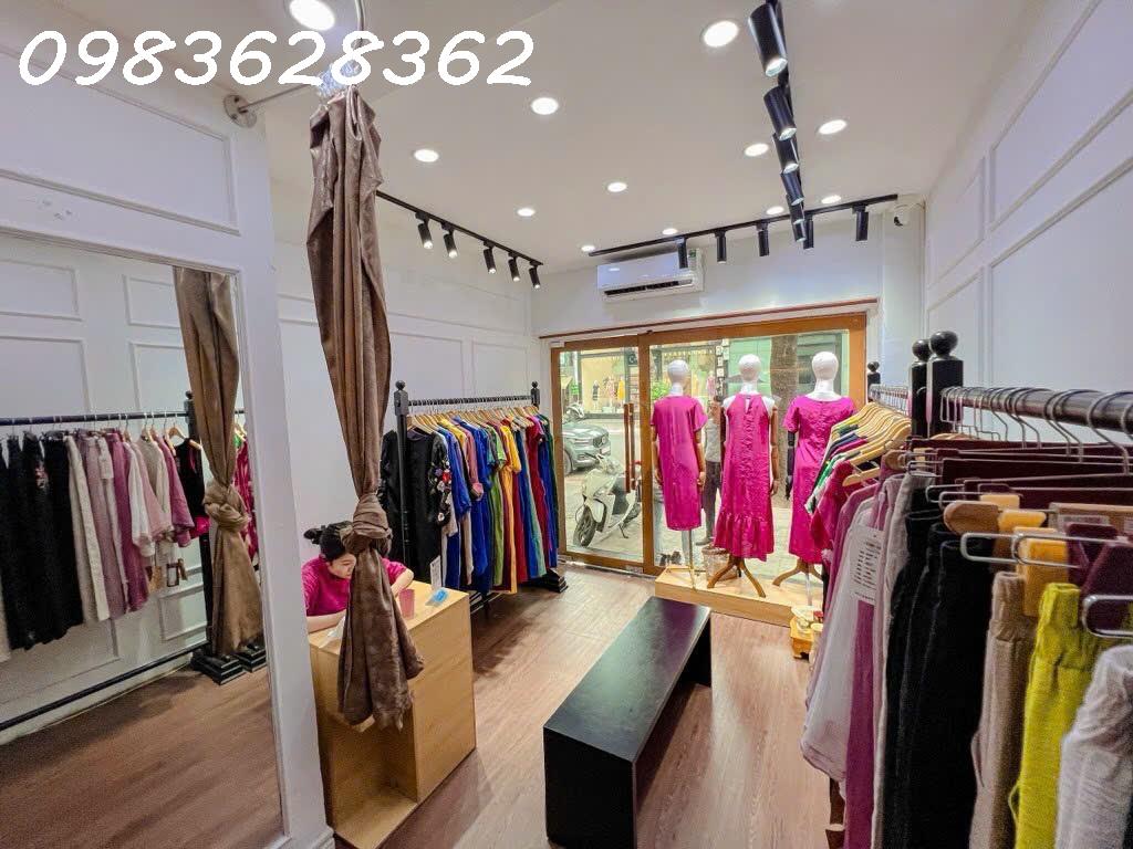 Bán nhà mặt phố Bà Triệu - Kinh doanh đỉnh – Khu vực hiếm nhà bán – Nơi đáng sống bậc nhất thủ đô