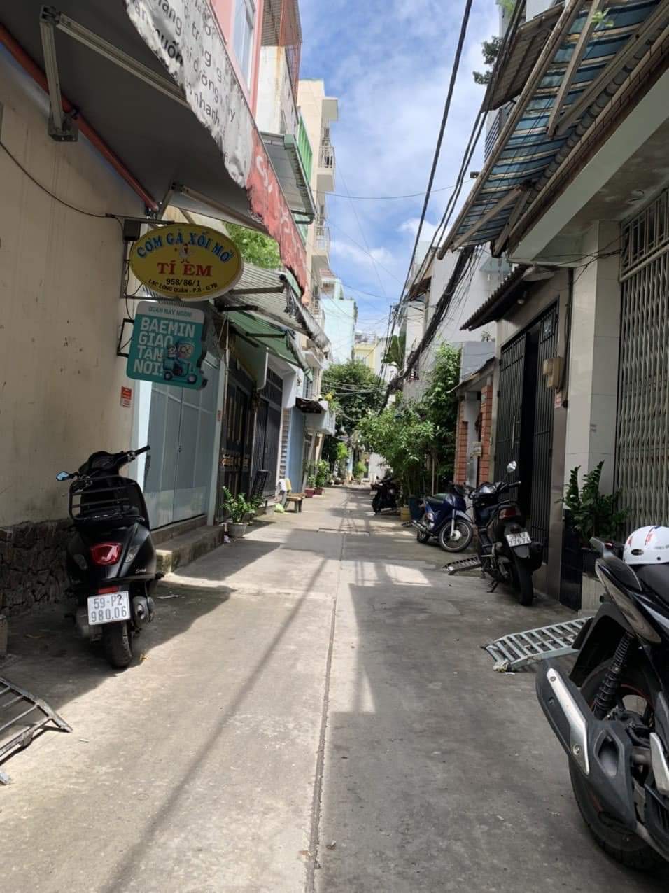 Bán nhà Tân Bình, Nhà 3 mặt tiền thông thoáng ngay Lạc Long Quân, ngang 5.3M. 5 TỶ