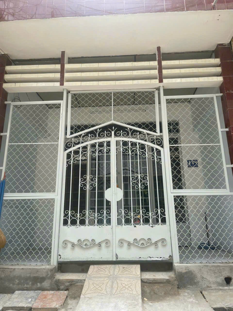 043 Nhà Chỉ : 4tr/tháng. - (Cọc 1 tháng) Cho thuê nhà. Hẻm đường Nguyễn Trãi, Cái Khế, Ninh Kiều