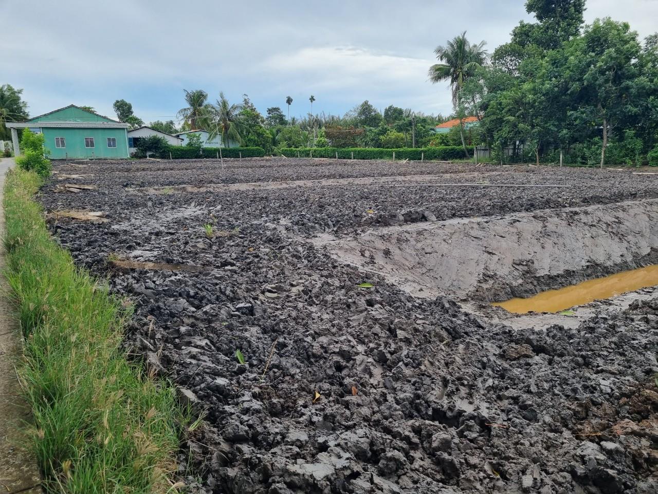 CHÍNH CHỦ BÁN lô đất 2 mặt tiền, đường xe hơi, tại ấp Phú Xuân 2, xã Phú Ngãi Trị, Châu Thành