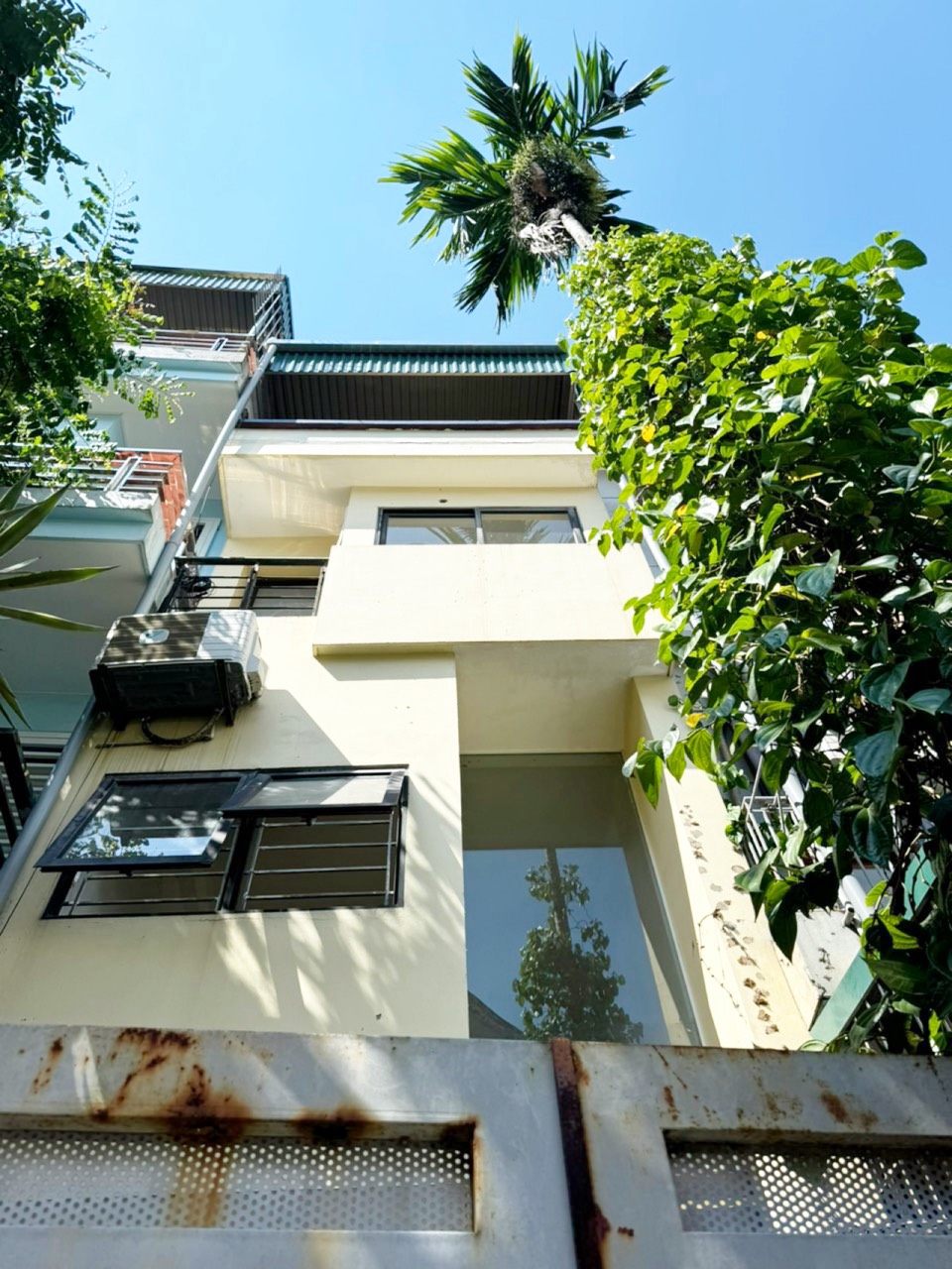 Bán nhà định công,66m2 x4 tầng, mặt ngõ 3m, ngõ thông, 10m ra mặt phố, giá 6.95 tỷ