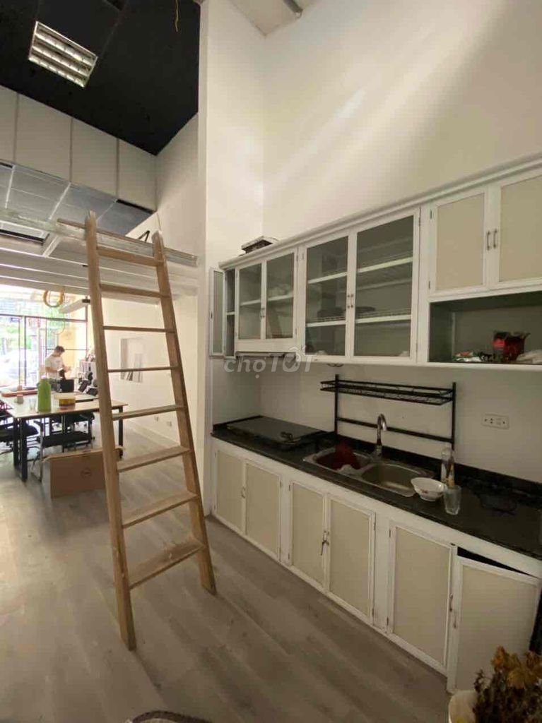 CHÍNH CHỦ CHO THUÊ NHÀ MẶT HỒ KIM ĐỒNG, gần bến xe Giáp Bát, Hoàng Mai, HN