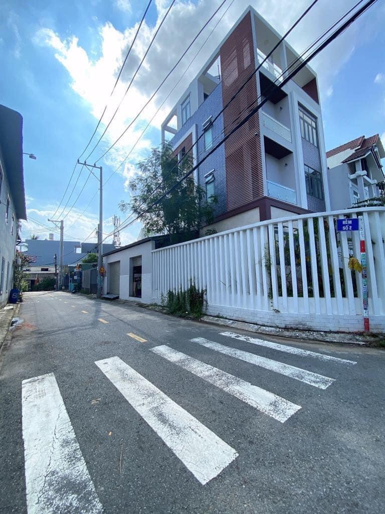 Bán Nhà HẺM Ô TÔ — Gần Khu CNC Tân Phú Q9 —2 TẦNG 65M2 Giá 2,95tỷ TL