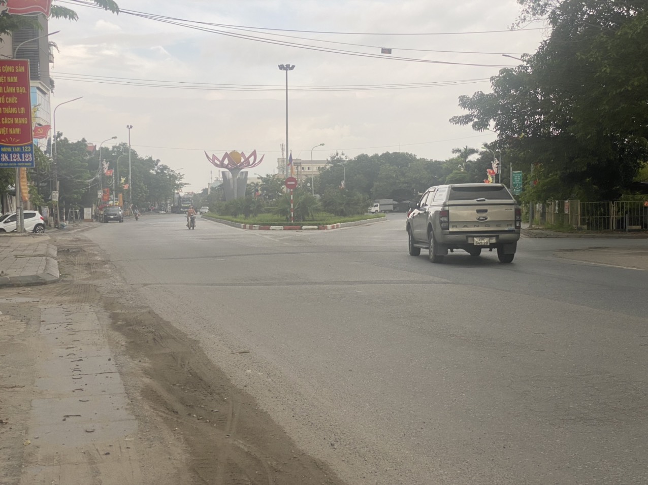 VỊ TRÍ ĐẮC ĐỊA KINH DOANH – CHO THUÊ TẠO DÒNG TIỀN – ĐƯỜNG LÊ HỮU TỰU, NGUYÊN KHÊ, GIÁ CHỈ 8Xtr