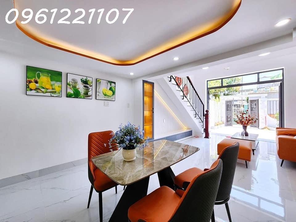 bán nhà thạnh phú Mặt Tiền nhựa Nở Hậu sổ riêng thổ cư