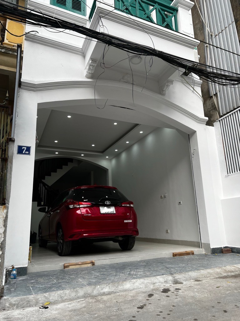 Nhà phân lô Nghĩa Đô- Cầu Giấy, 50m2-5 tầng mới đẹp,đường 3 oto, giá 10.7tỷ.