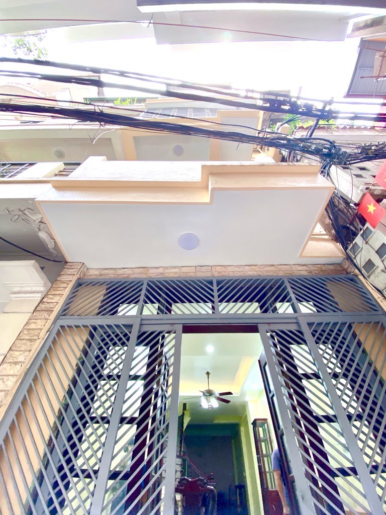 Nhà 5 tầng ngõ oto phố Ngọc Hà- Ba Đình, đi bộ ra Lăng Bác Hồ.