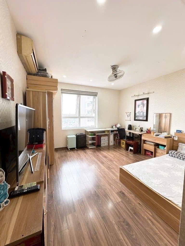 BÁN NHÀ MÔ LÃO ,VỊ TRÍ CỰC ĐẸP LÔ GÓC40m2 -6,5TỶ-5TẦNG