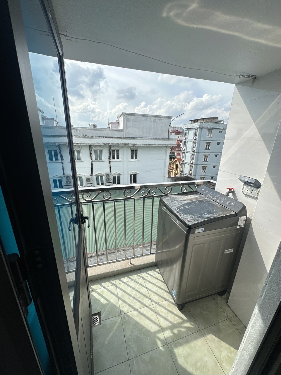 Siêu Rẻ, CCMN giá chỉ 7.5 tỷ 7 tầng 45tr/th 11 phòng khép kín tại LÊ QUANG ĐẠO - Phú Đô , Từ Liêm