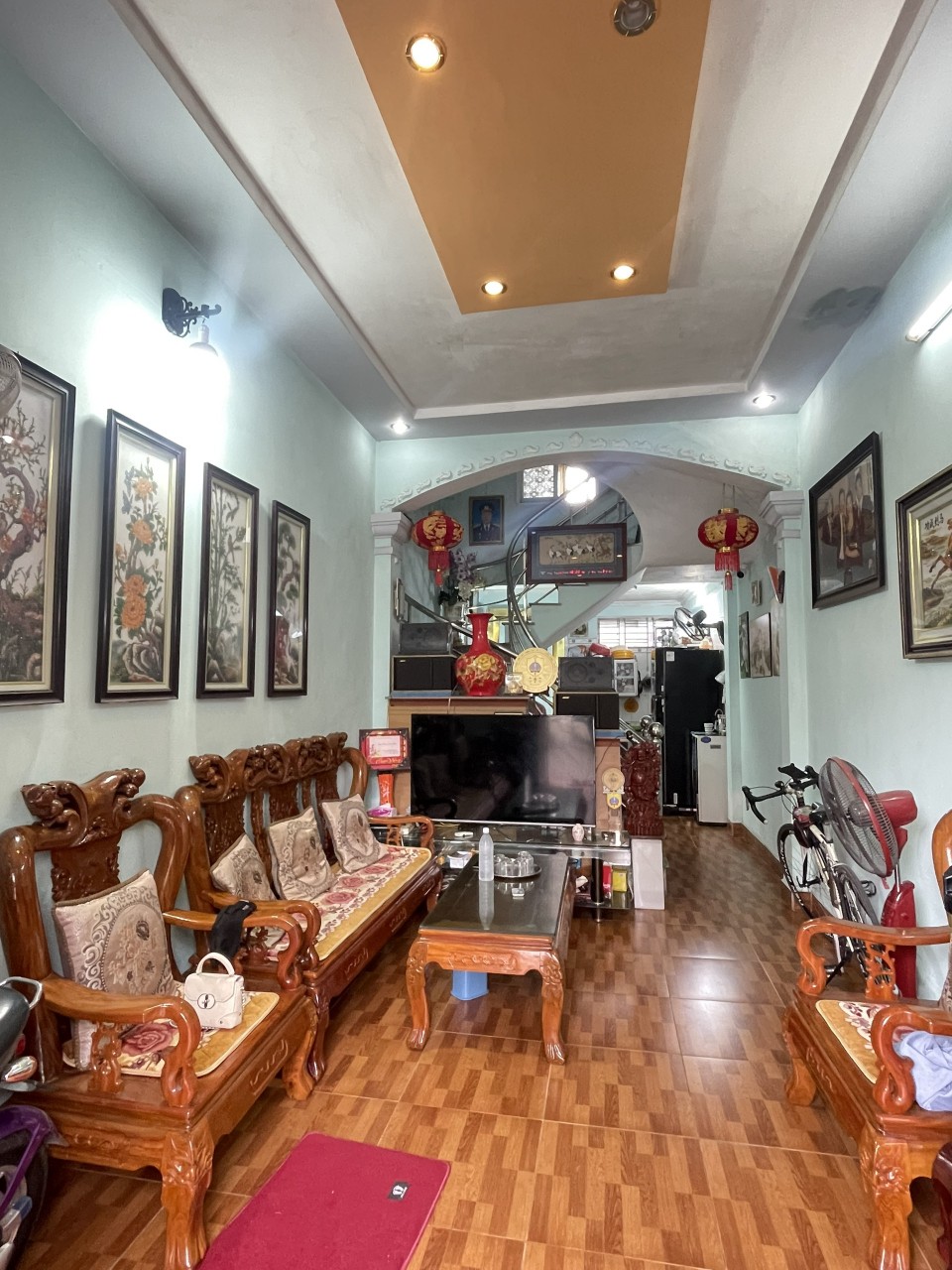 Bán nhà rẻ nhất mặt đường Vũ Chí Thắng - Lê Chân, 36m 3 tầng GIÁ 3.55 tỉ