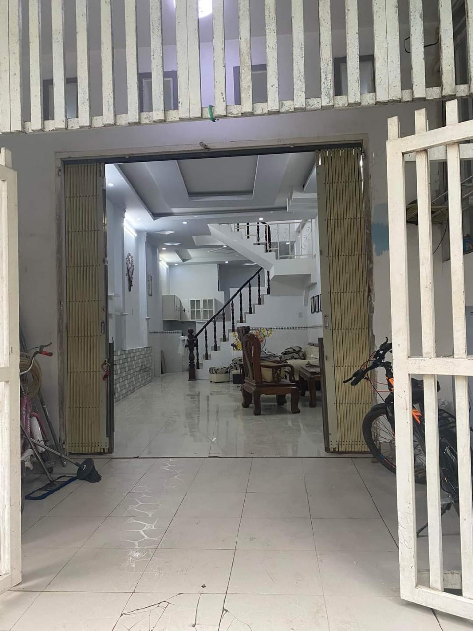 097 Nhà Chỉ : 6,5tr/tháng. ✓✓ 3 phòng ngủ Cho thuê nhà Lầu , 3 phòng ngủ . Hẻm Trần Nam Phú An Khánh Ninh Kiều TP