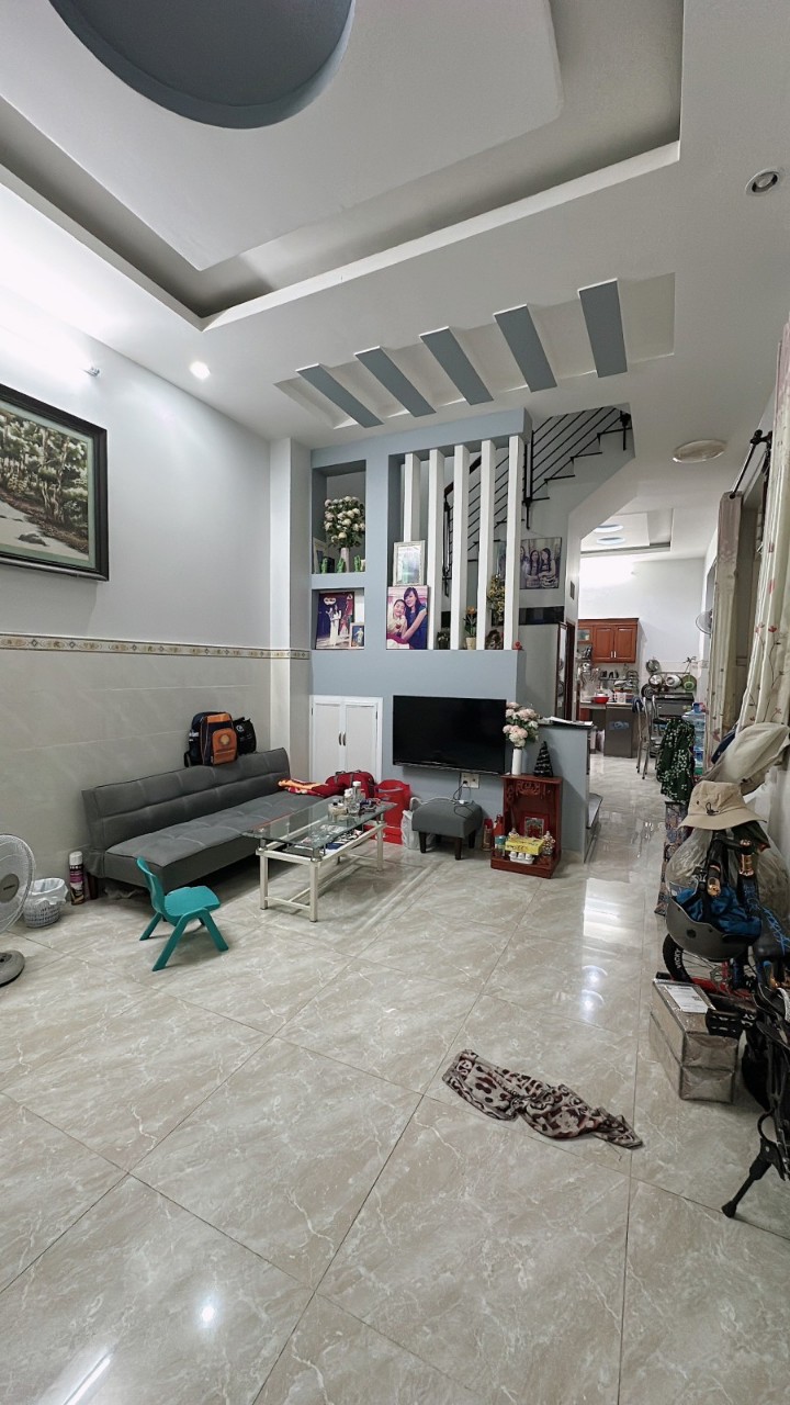 Bán nhà gò vấp, Phạm Văn chiêu ngay, nhà mưới , ngang khủng 11 m, 4 tầng, sổ đẹp, 5.9 tỷ