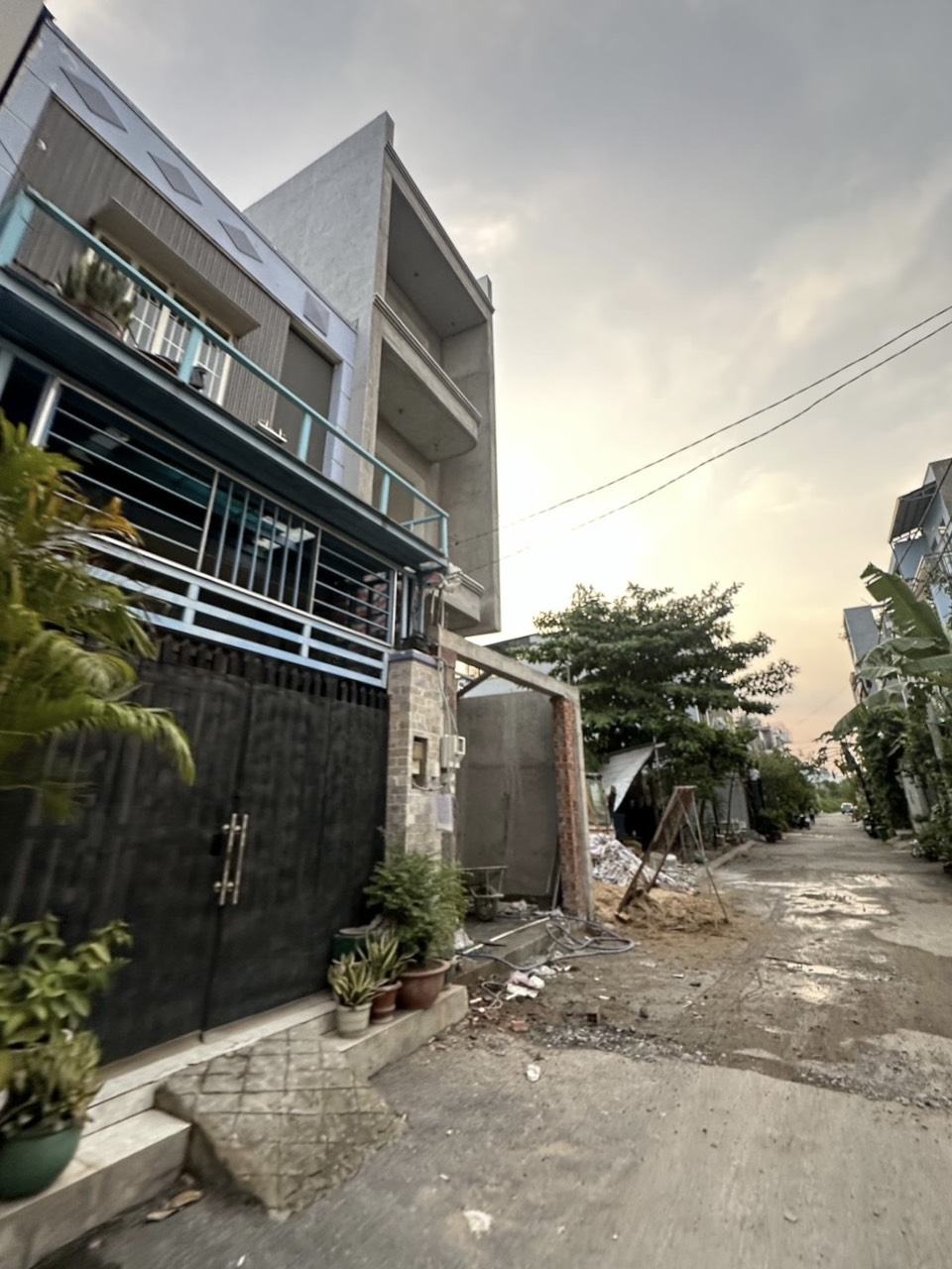 NGỘP BANK BÁN GẤP, Gò Cát 78 M2, 4 20 Phú Hữu Q9, phân lô, chỉ 3.xx ty