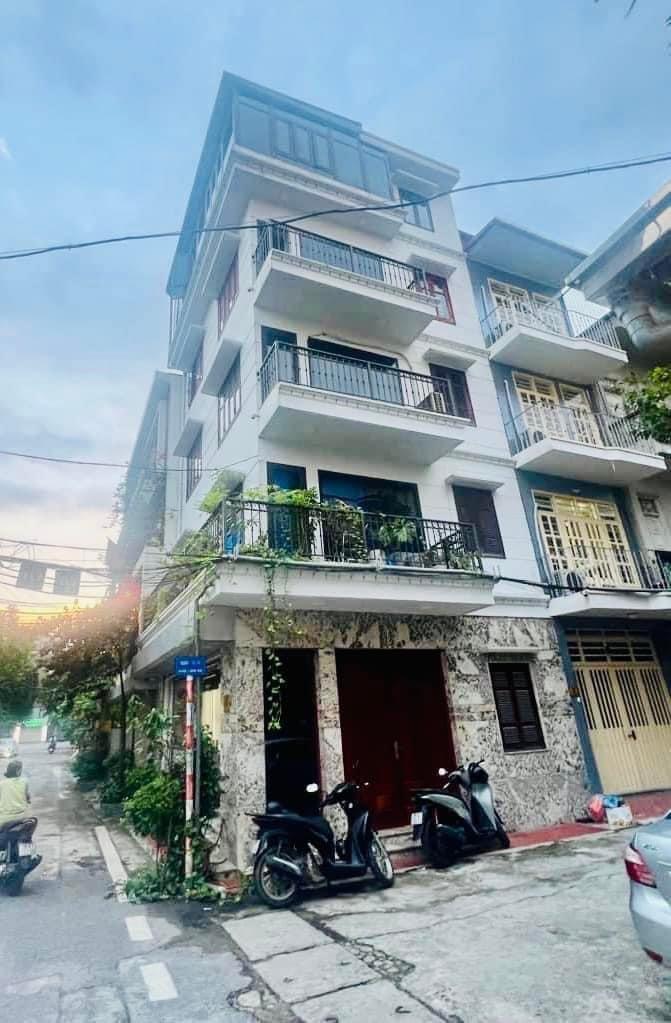 SIÊU HIẾM PHỐ TRẦN QUANG DIỆU, LÔ GÓC Ô TÔ TRÁNH, 55M, 15.4 TỶ.