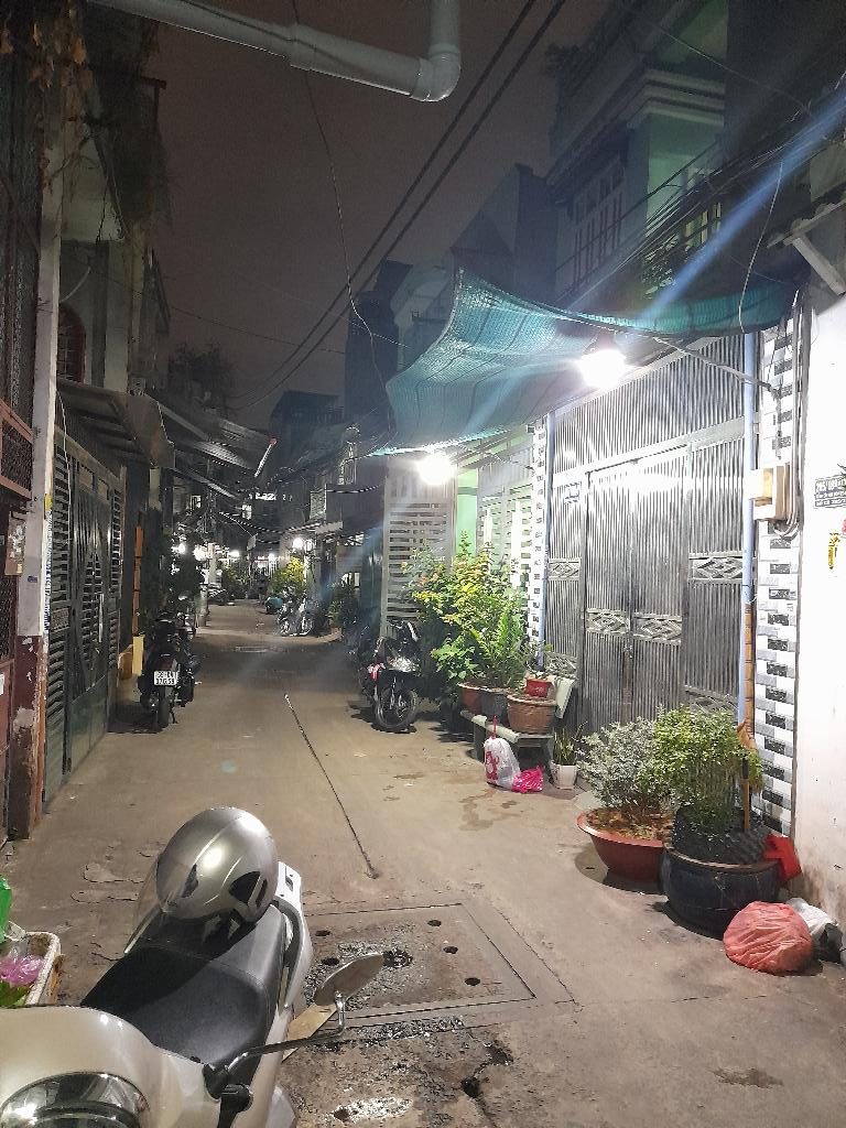 Bán Nhà Tân Hòa Đông, Phường 14, Quận 6. DT 40m2 x 2 tầng (3 x 13). Giá 3.7 tỷ TL.