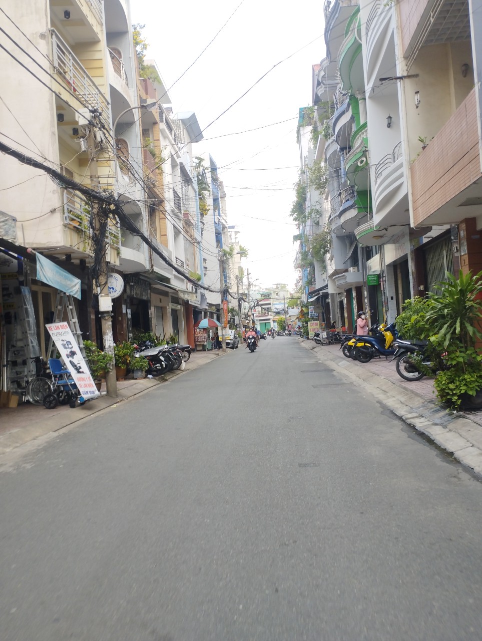 Hiếm Sư Vạn Hạnh - Quận10 HXH 8m Kiinh Doanh - 4 tầng BTCT