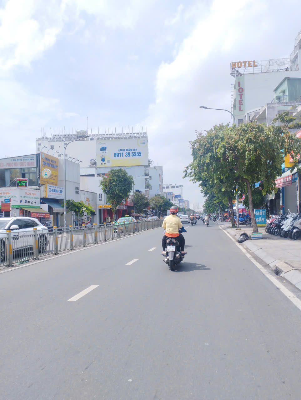 Hiếm Lũy Bán Bích - Tân Phú - 4x17m - HXH tránh, vô nhà thông - 4 tầng