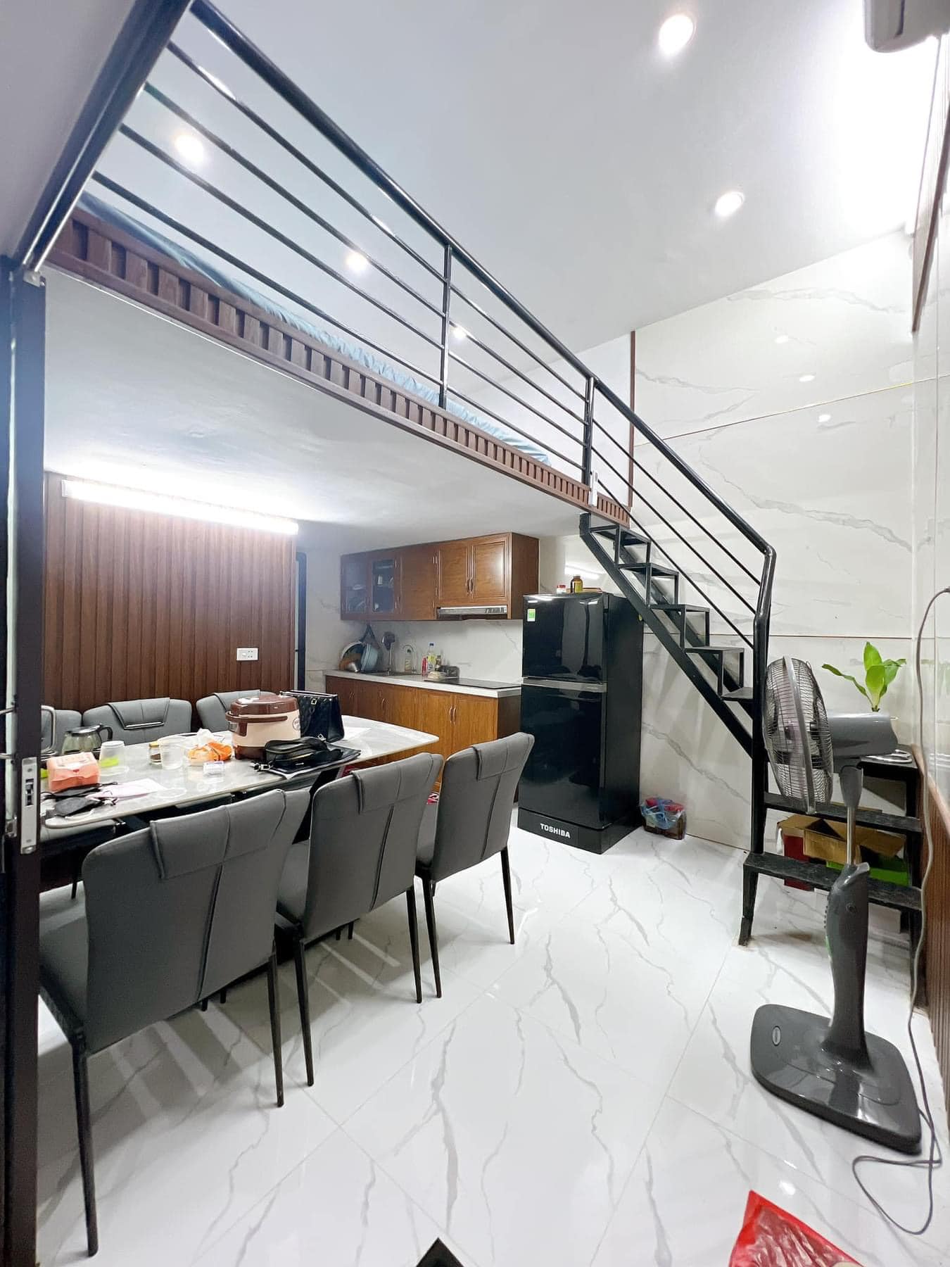 BÁN NHÀ:Ngõ Chợ Khâm Thiên DT22/27: 4T:MT 2.7 :3.68 tỷ Đống Đa