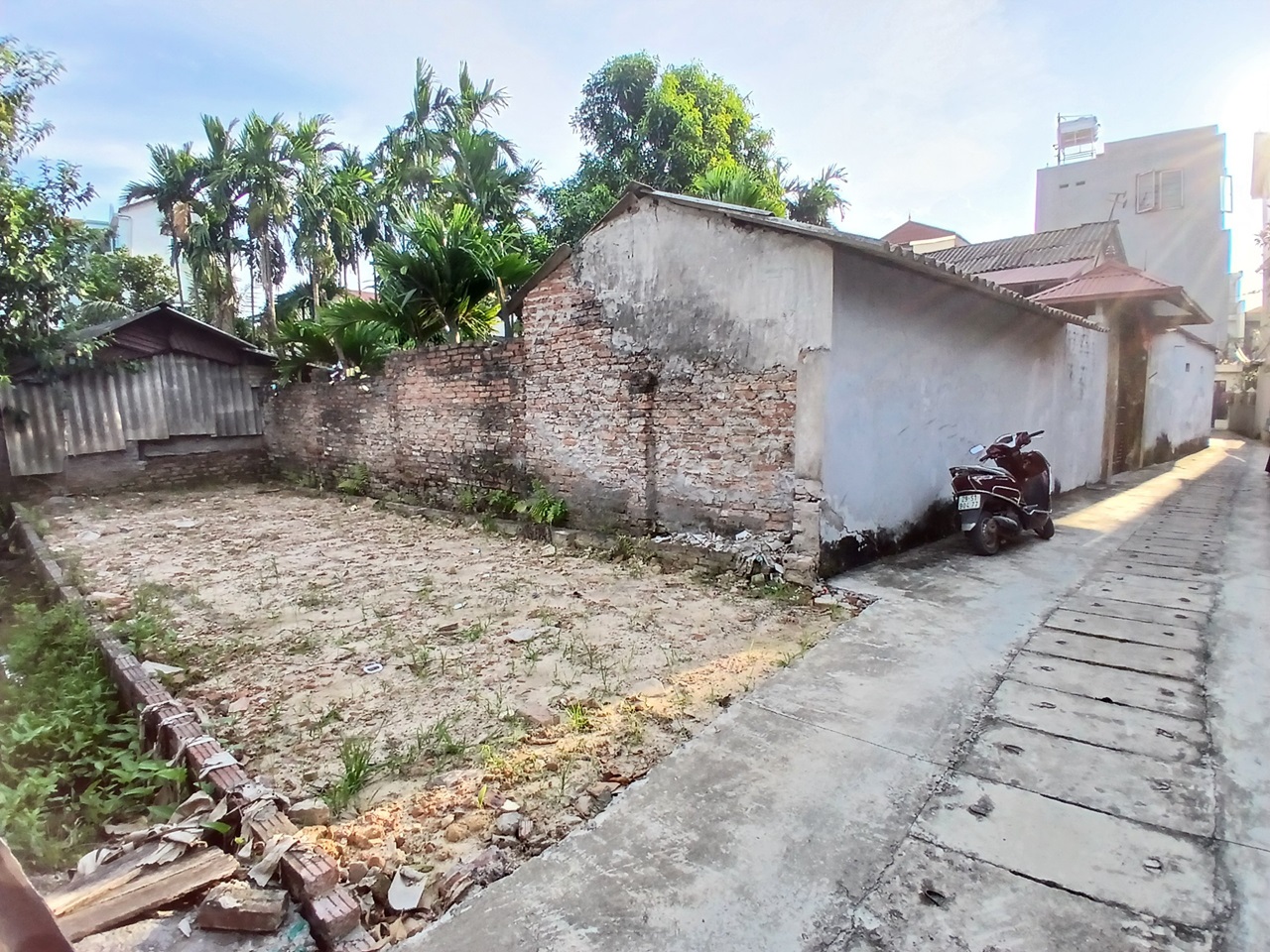 Bán đất cổ dương 44m oto thông chỉ nhỉnh 2 tỷ tỷ LH: 0936123469