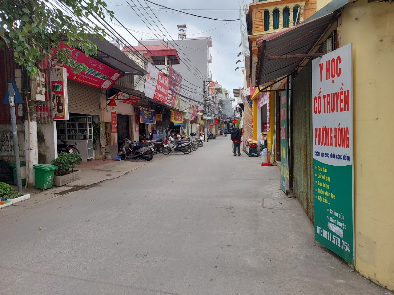 Nhà tự xây cạnh Nhổn, kinh doanh, xe tải giá 6.8 tỷ