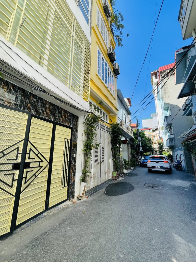 Bán nhà Nguyễn Khang, Cầu Giấy. 42mx6; MT 4.6; giá 12.9 tỷ PHÂN LÔ - Ô TÔ TRÁNH - GARA Ô TÔ