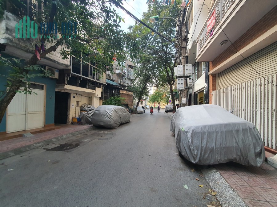 Nhà Trúc Bạch 70M2 MT4M 21.5 Tỷ Ô TÔ ĐỖ CỬA 10M Ra Phố Gần Hồ Trúc Bạch