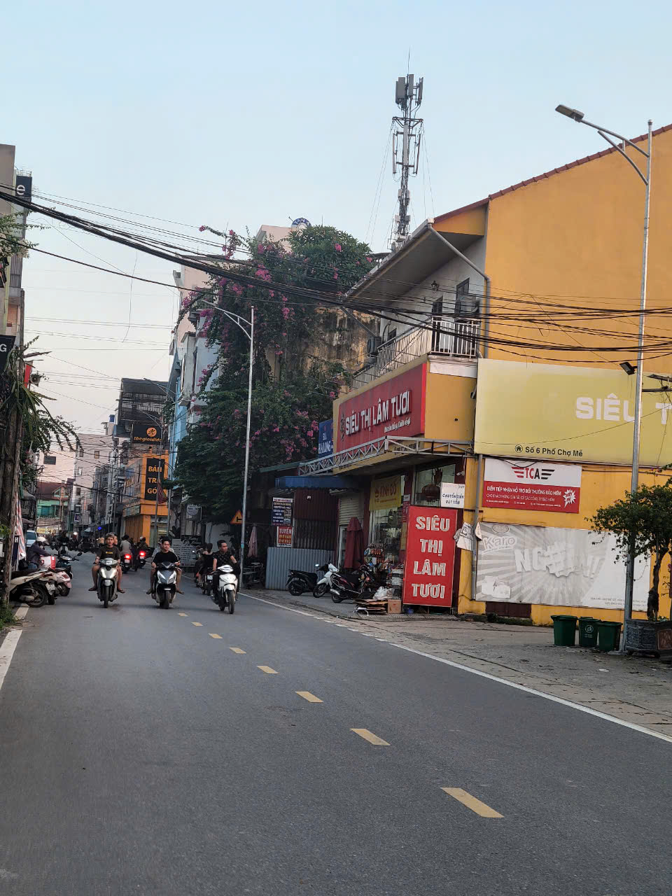 Bán đất Đường 205 trục chính kinh doanh Mễ Sở Văn Giang mặt tiền 6.5m gần vành đai 4