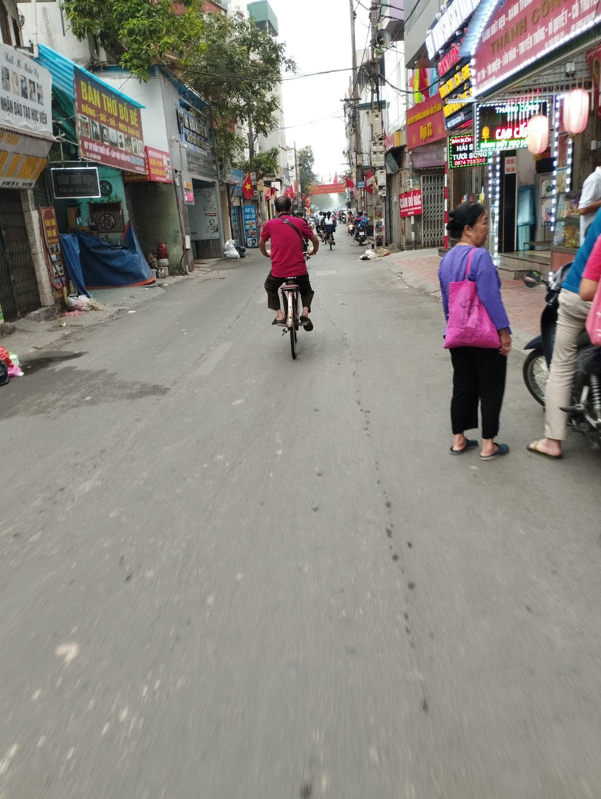 Bán nhà mặt phố XUÂN ĐỈNH – kinh doanh –oto tránh –gần trường cấp 1,2,3 Xuân Đỉnh 118 M 15 TỶ