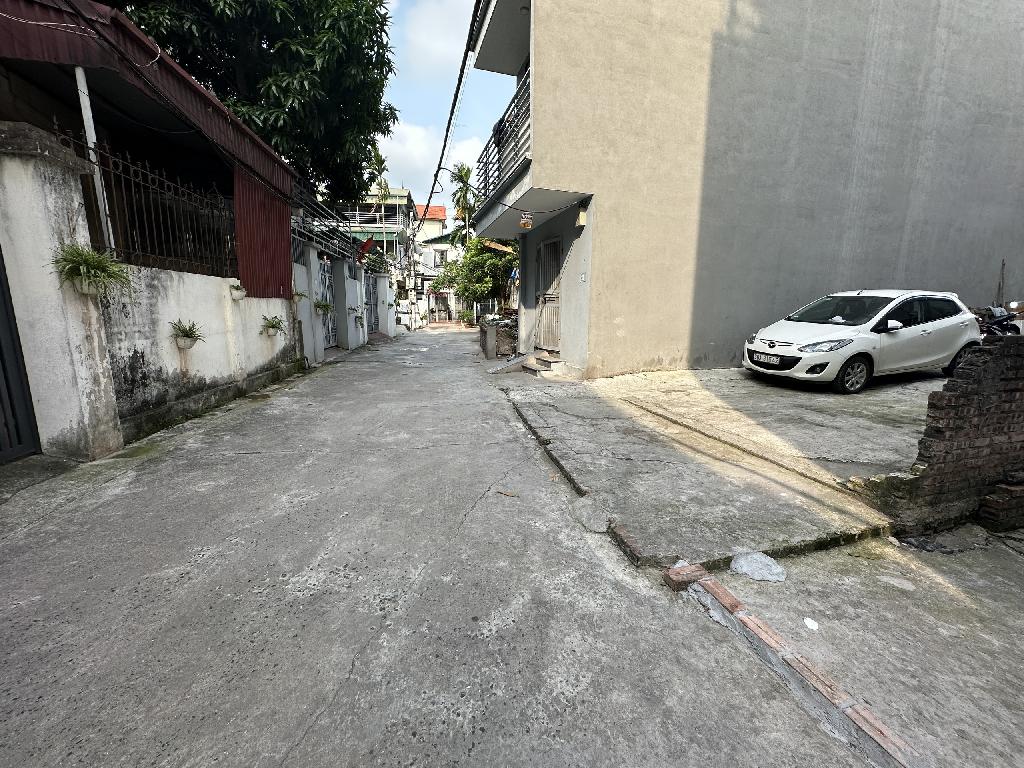 bán nhanh đất cổ linh - long biên - ngõ rộng - ô tô tránh - kinh doanh - gần cầu Vĩnh Tuy - thông số đẹp