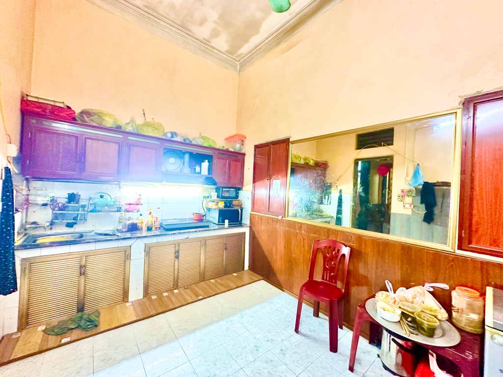 Bán nhà 70m2 lô góc 3 thoáng bên xe Nước Ngâm Ngoc Hồi 8 tỷ.