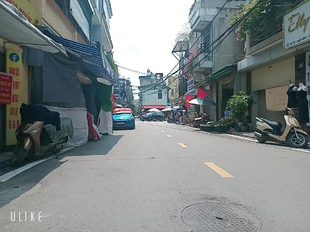 Bán Đất tặng nhà C4 Ngô Gia Tự, gần ô tô, DT 31m, MT 4.6m, giá hơn 3.x tỷ