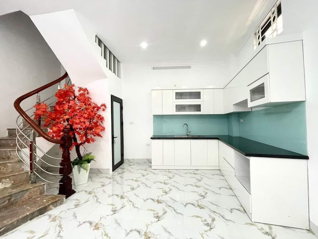 Một ngoặt, Thông, Mới kính koong bán nhà Kim Hoa-0946383428