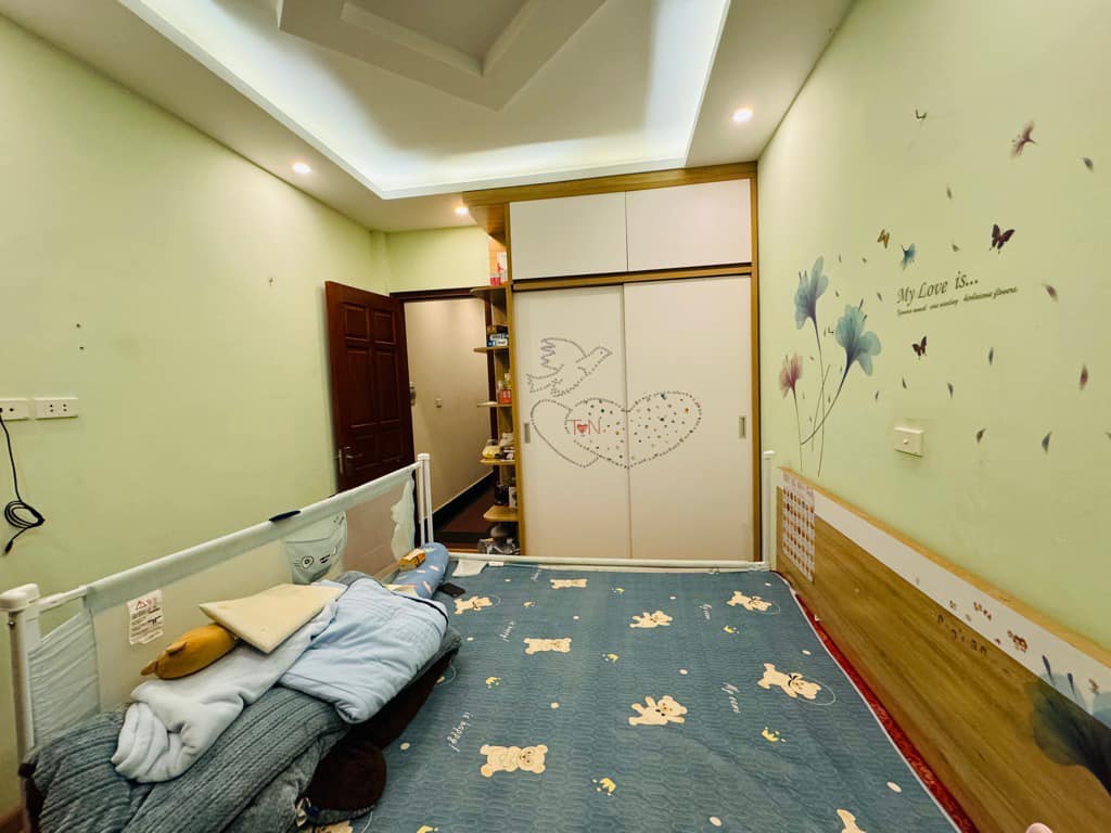 Hai ngoặt, Ngõ 2.5m, Cách phố 40m, PHỐ Giảng Võ-0989311985