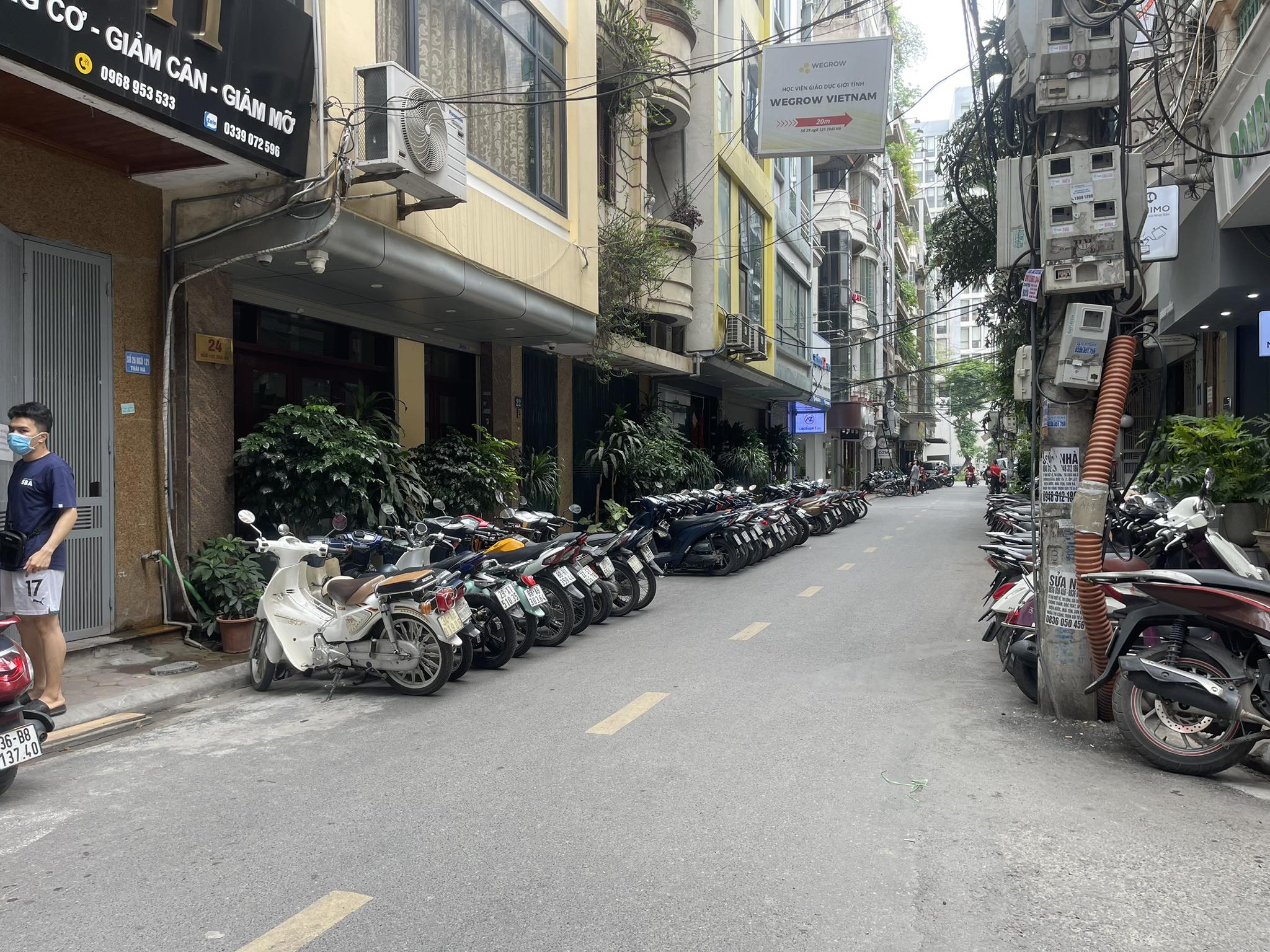 Giá rẻ mặt ngõ 133 Thái Hà, Đống Đa, vỉa hè kinh doanh tốt, đường Ô tô qua, 99m chỉ 20 tỷ