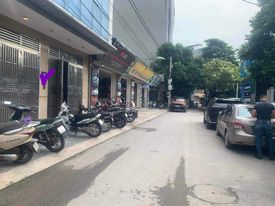 CỰC HIẾM, CỰC NGON, VỊ TRÍ VÀNG, Ô TÔ TẢI TRÁNH, VỈA HÈ: LÊ QUANG ĐẠO 330M, 5T, MT: 28M, 98 TỶ