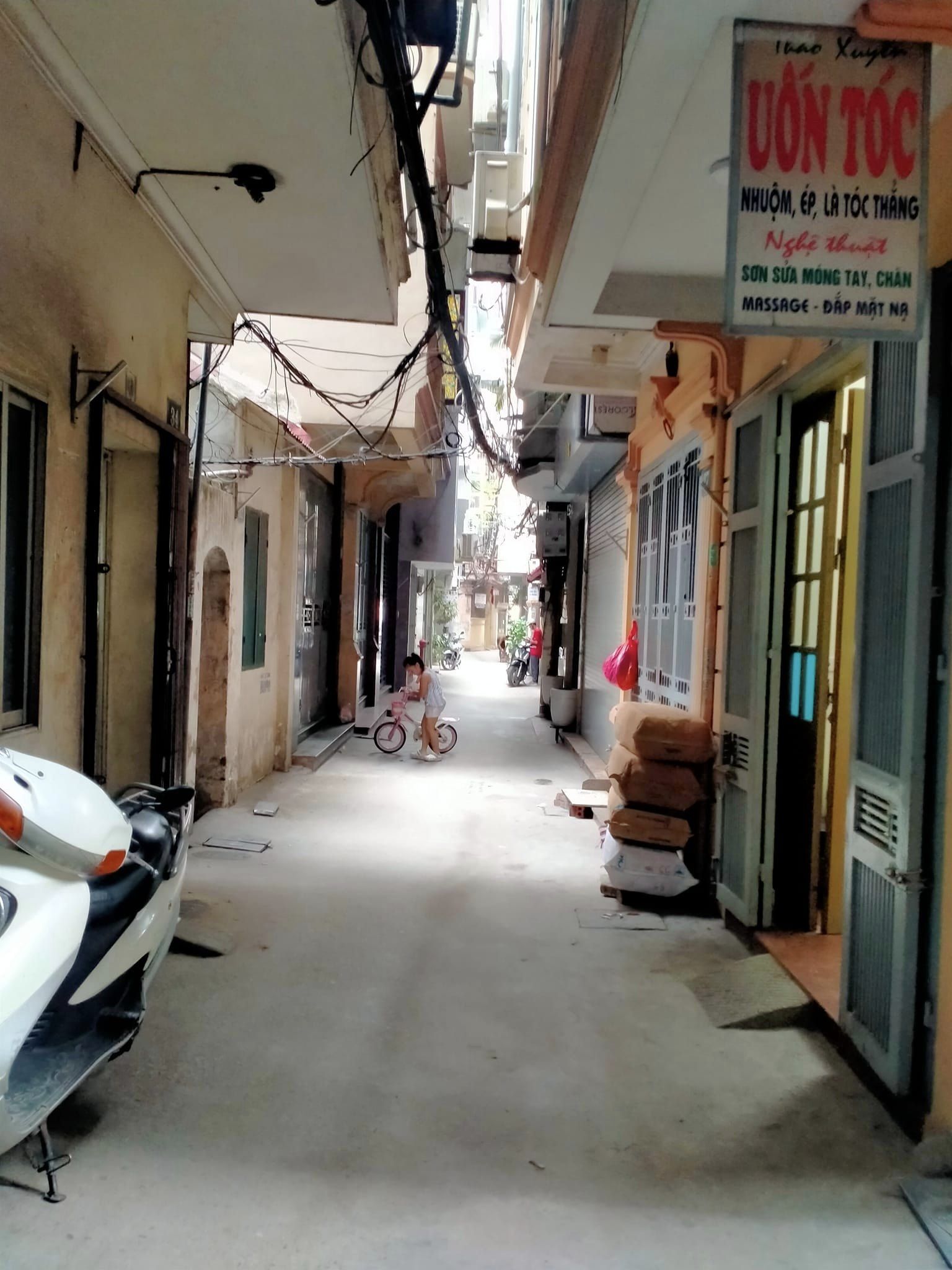 Bán Tòa CCMN Thụy Khuê 73/76m x 8 Tầng Ô Tô Đỗ Cửa Gần Phố Nhỉnh 16 Tỷ.