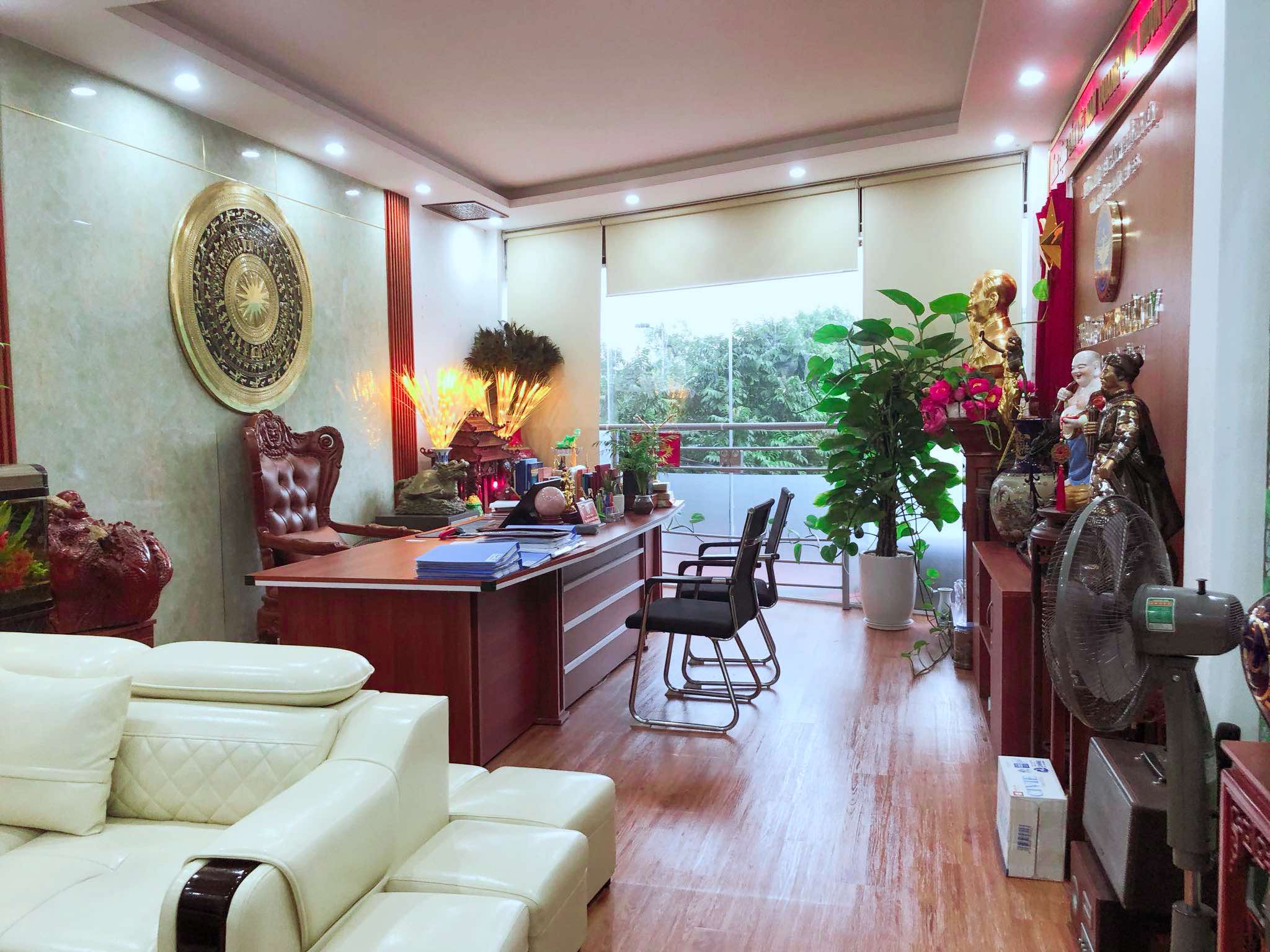 Bán nhà mặt phố Miếu Đầm, Đỗ Đức Dục 55m2 x 5Tầng, vỉa hè kinh doanh giá 20 tỷ.