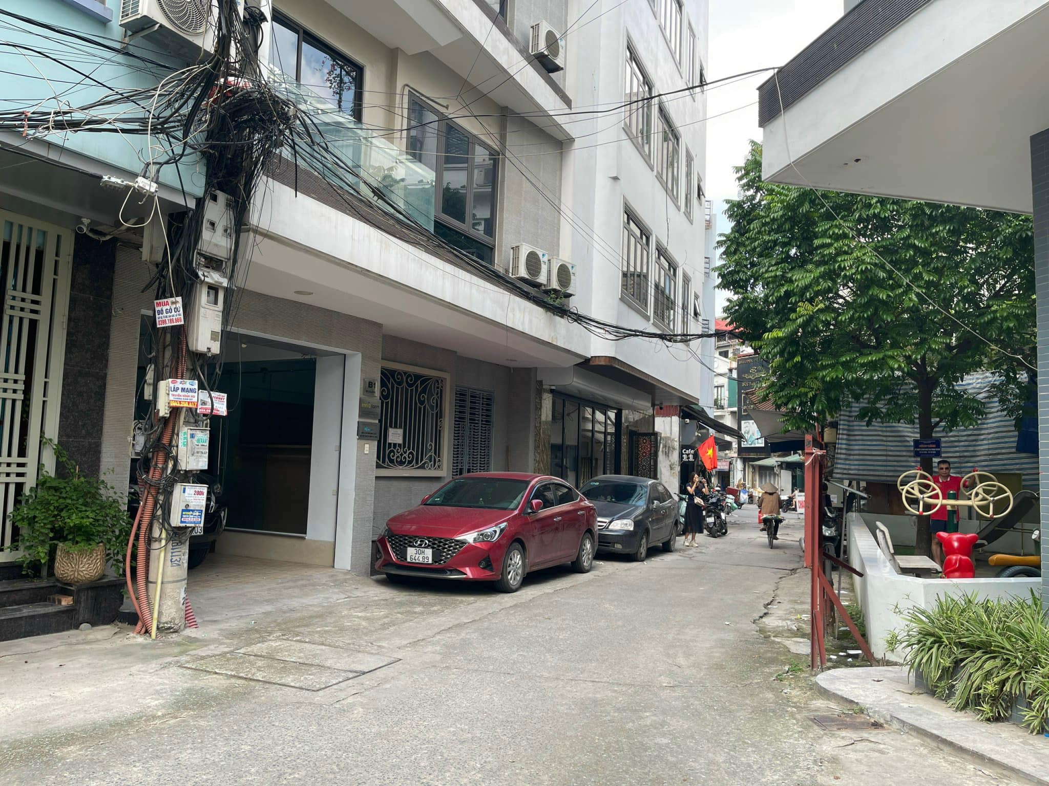 Giá cực rẻ Thái Thịnh, Đống Đa, kinh doanh tốt, gara Oto, 75m, mt 4.5m chỉ nhỉnh 15 tỷ