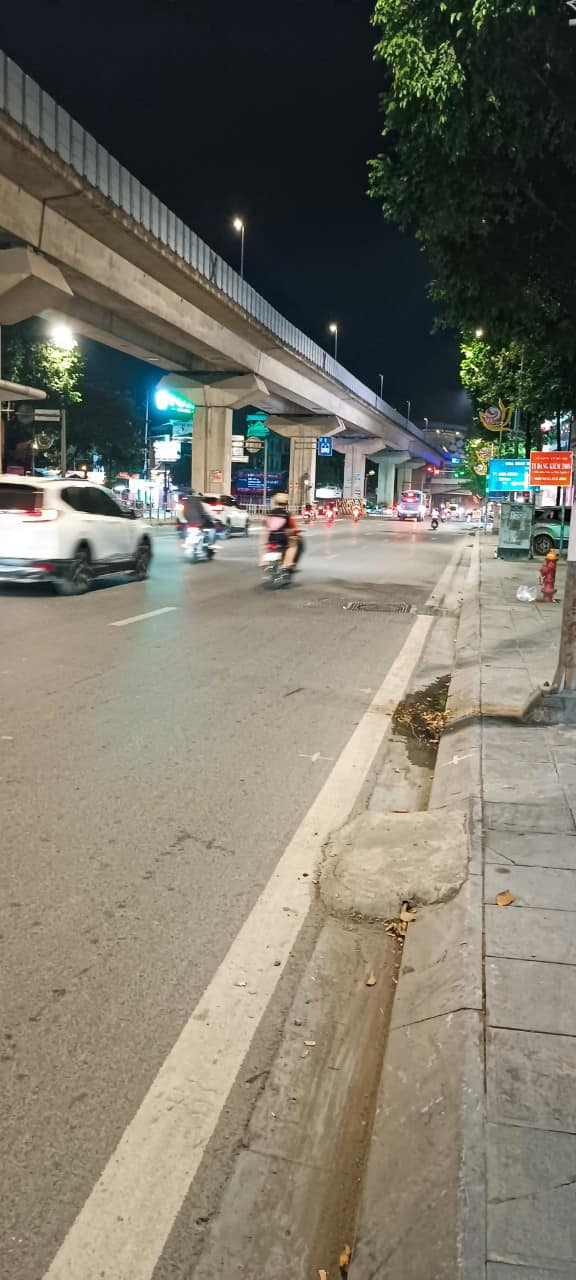 MẶT PHỐ QUANG TRUNG-HÀ ĐÔNG- DT 55M2-KINH DOANH SẦM UẤT ĐA DẠNG- VỈA HÈ ĐÁ BÓNG- CHỈ 13 TỶ 5- LH NGAY 0916871895