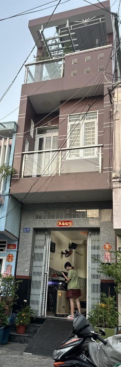 Nhà 3 tầng - Hẻm trước nhà 6m Mạc Vân - Phường 13 - Quận 8 - Giá 4 tỷ 500 (thương lượng)