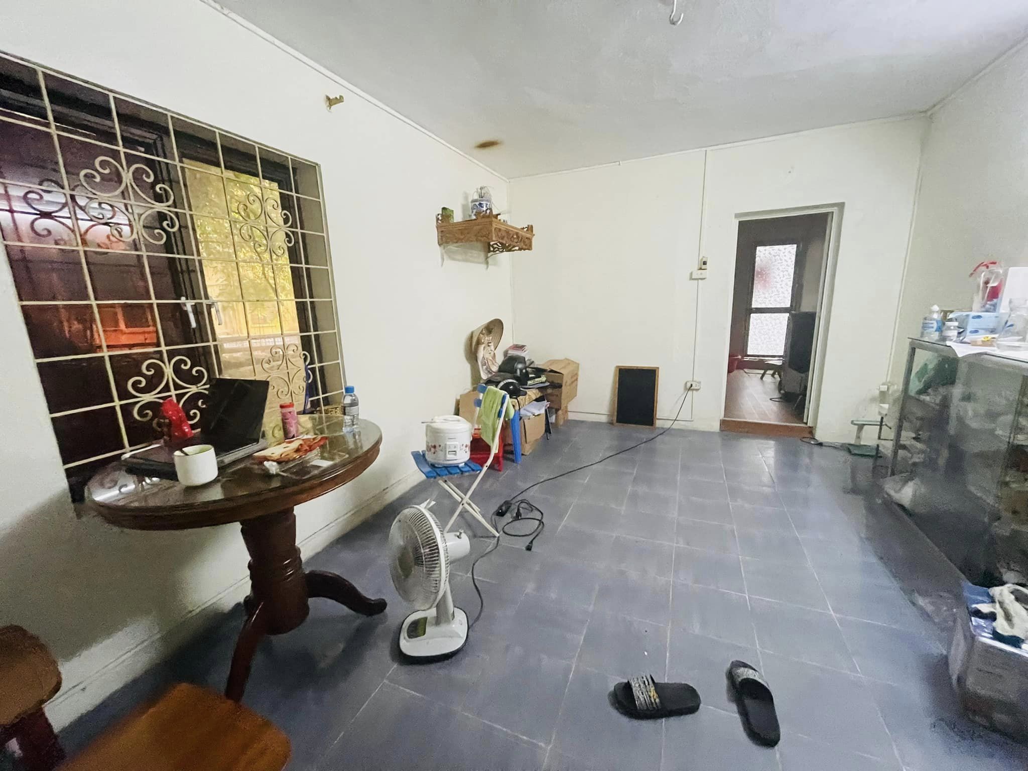 Tập thể Thành Công 95m2, Tầng 2, Sổ to, Nhà siêu thoáng, chỉ 3.1 tỷ