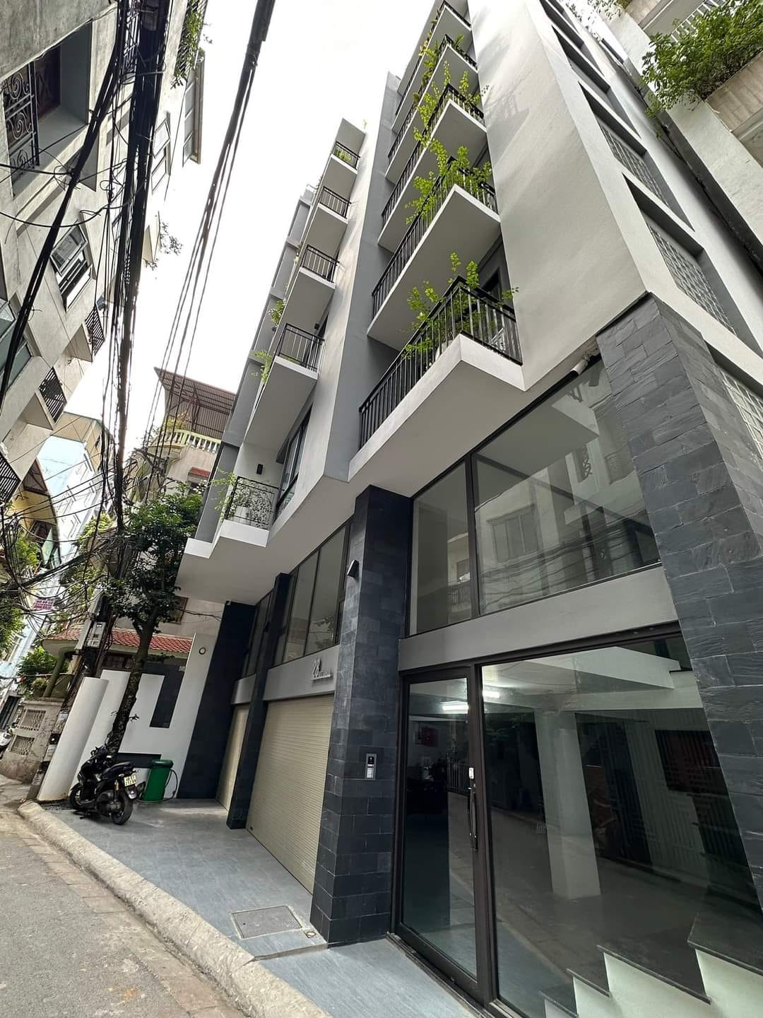 Xuân Diệu ( 2 căn A,B ) 40/45 8 5.2 12,9 tỷ Tây Hồ SIÊU PHẨM TÒA APARTMENT VIEW HỒ TÂY- MẶT TIỀN RỘNG - KHU VỰC