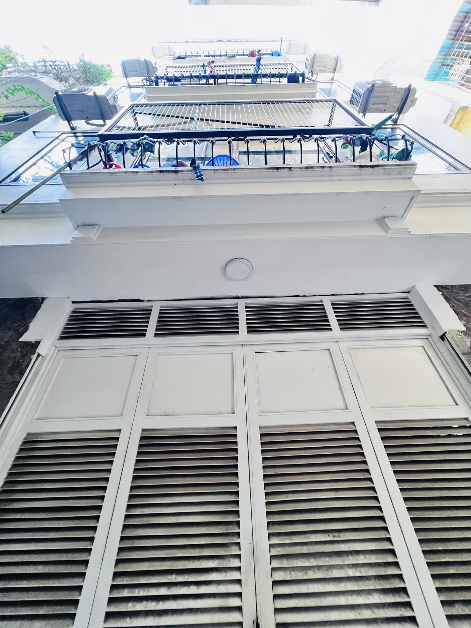 BÁN NHÀ HOÀNG QUỐC VIỆT_LÔ GÓC 3 THOÁNG_GẦN PHỐ_NGÕ TO_FULL NỘI THẤT