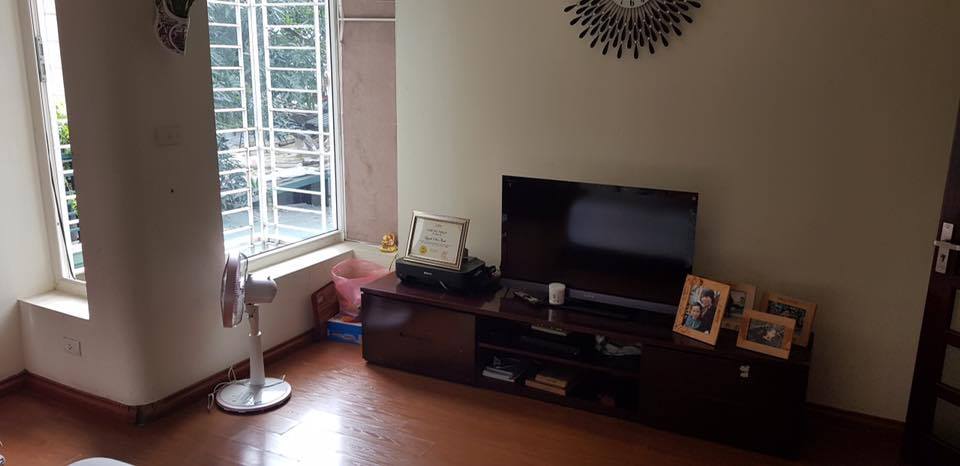 Bán nhà 5 tầng phố Nghĩa Tân Hoàng Quôc Việt ô tô 15 tỷ.