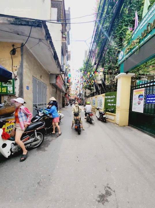 Bán nhà Tân Mai 5 tầng long lanh - oto đỗ cửa - sổ đỏ chính chủ - giá hữu nghị 6 tỷ (TL)