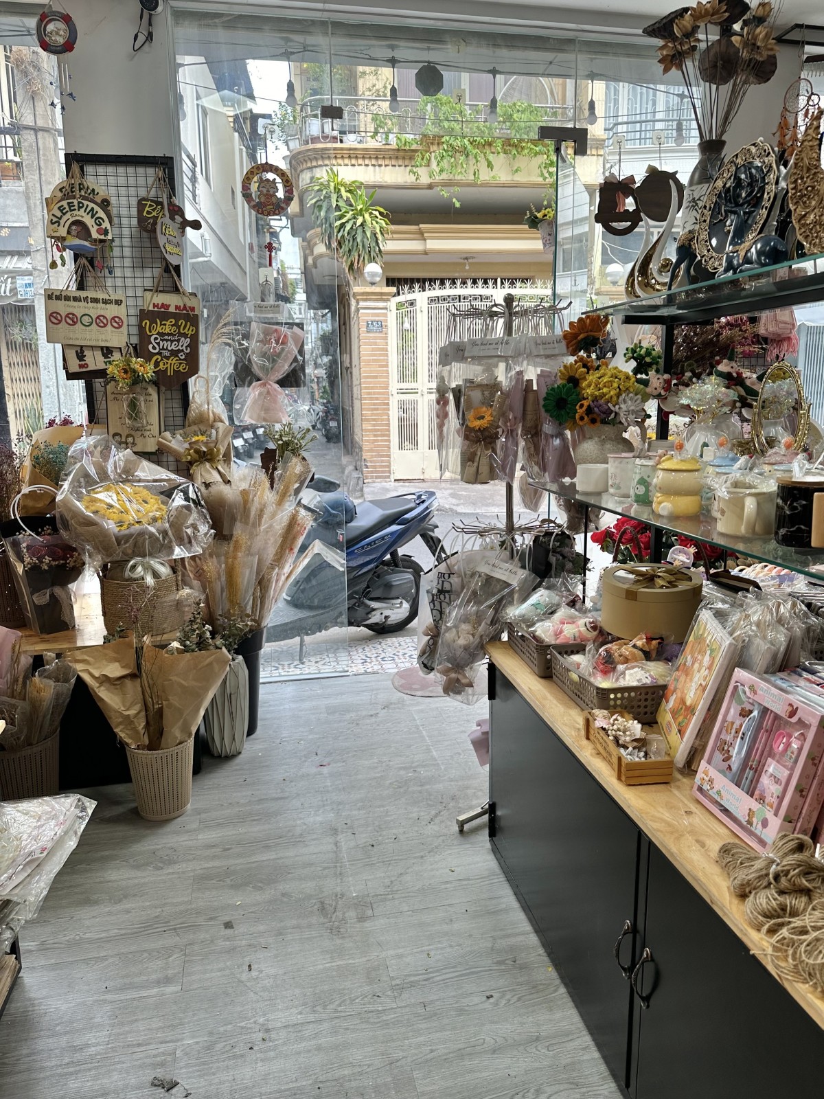 Bán Nhà Gần Bàu Cát - Chợ Tân Bình , Ô Tô Thông - 33M2, Nhỉnh 4 T.ỷ. Goi Ngay 0939.756.234 _ Hỗ Trợ 24/24 giờ.