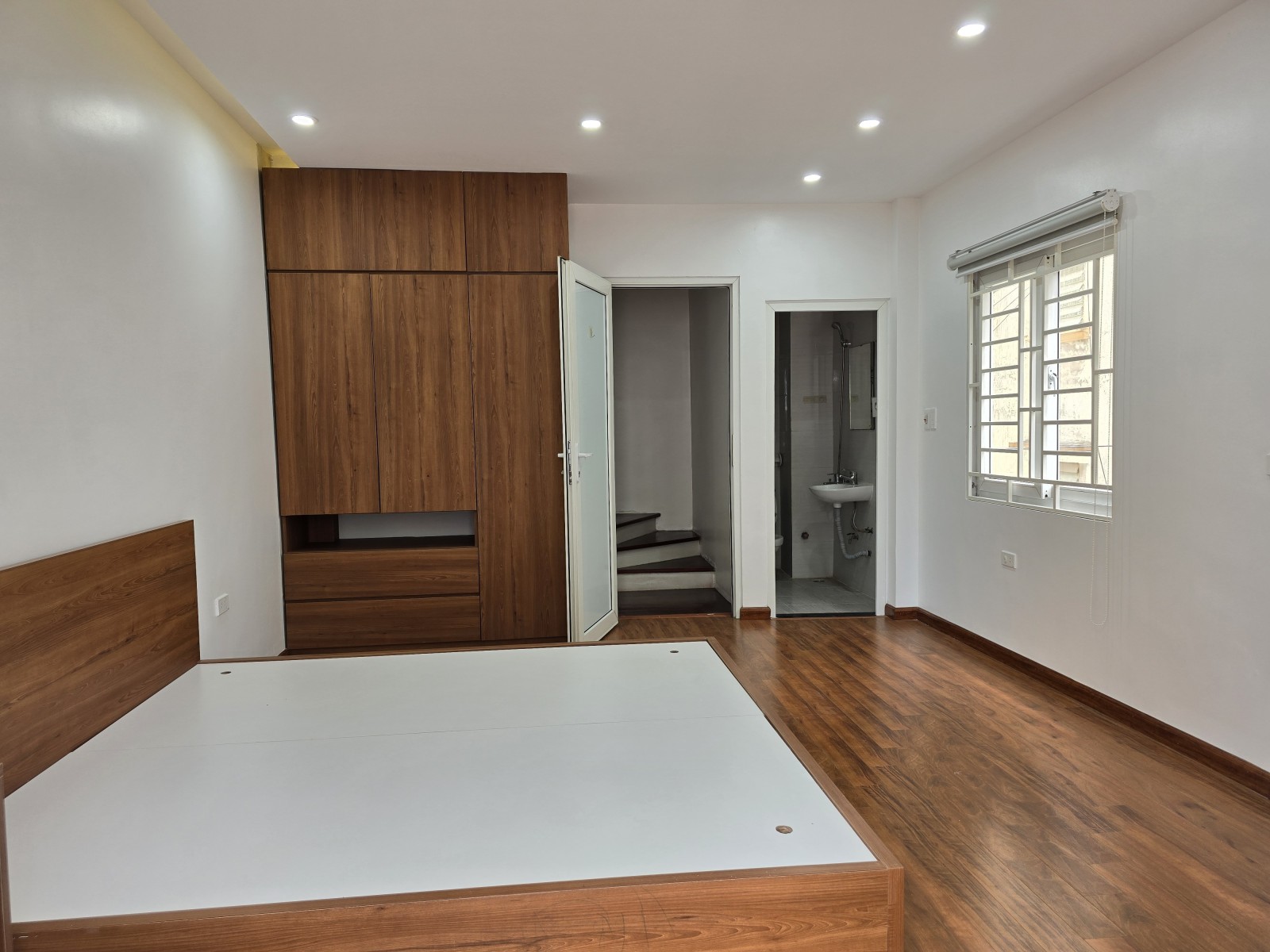 Ngõ ba gác, Đẹp ở ngay, Cách phố 45m, PHỐ Tôn Đức Thắng-0989311985