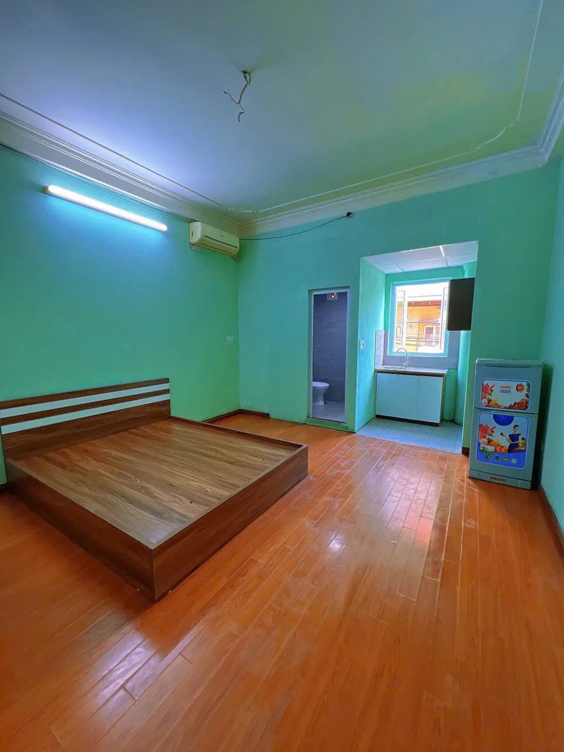 Bán Nhà Mai Dịch. Cầu Giấy. Ô Tô. Kinh Doanh. DT 82m2. MT 4,2m. 4 Tầng. Giá 18,76 Tỷ.