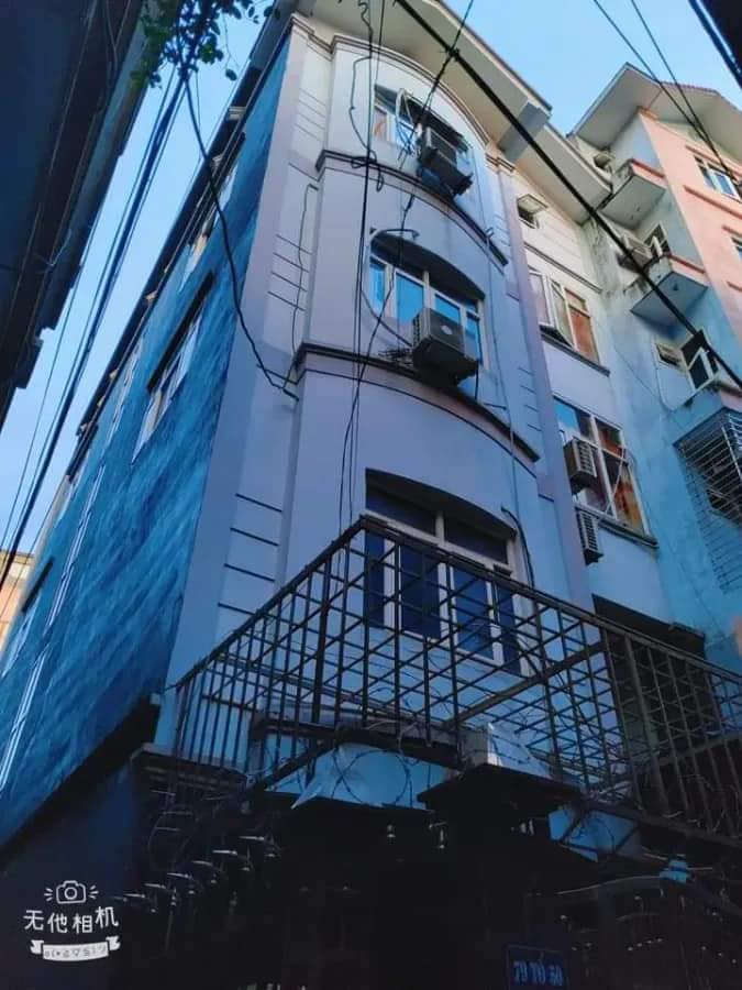 Bán nhà ngõ 44 Trần Thái Tông, Cầu Giấy, 107m2 ngõ thông kinh doanh, lô góc, 20m ôtô, 18tỷ