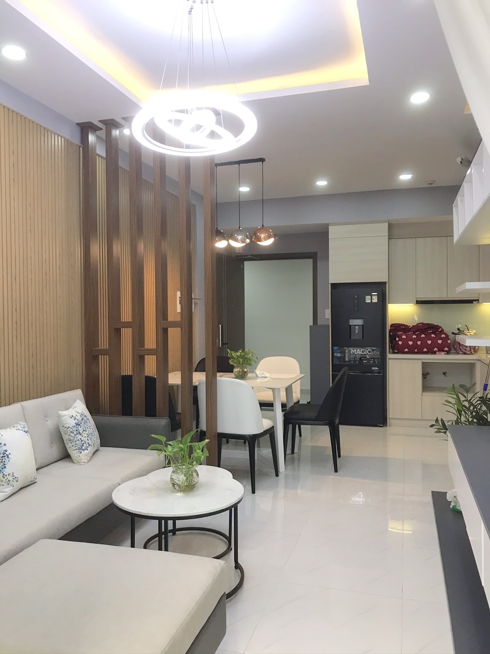 BÁN SAFIRA KHANG ĐIỀN BAN CÔNG SIÊU TO, BƯỚC VÀI BƯỚC RA SÂN VƯỜN